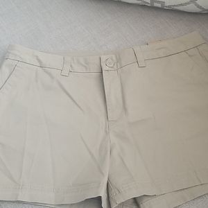 NWT! Magellan shorts